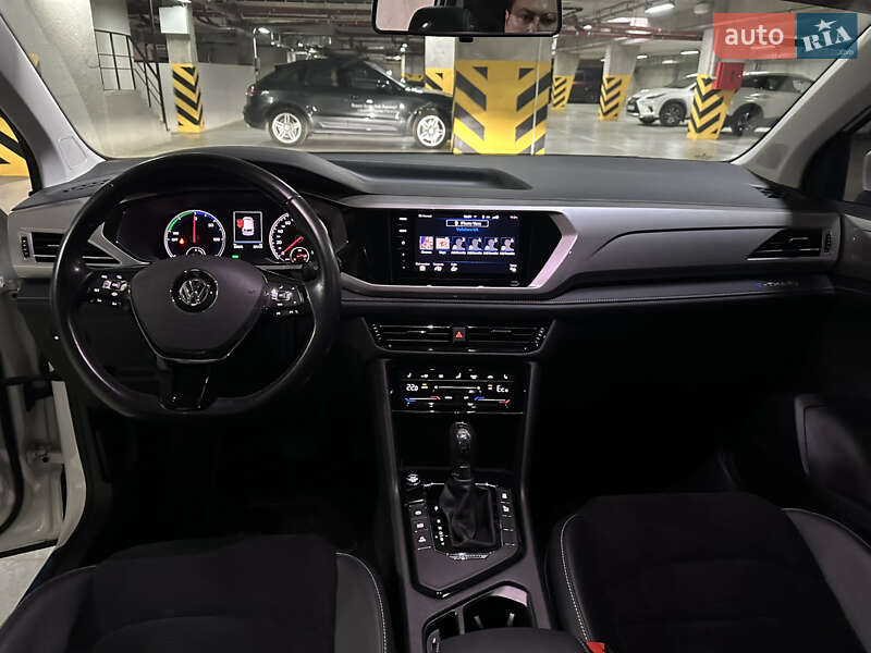 Внедорожник / Кроссовер Volkswagen E-Tharu 2020 в Полтаве