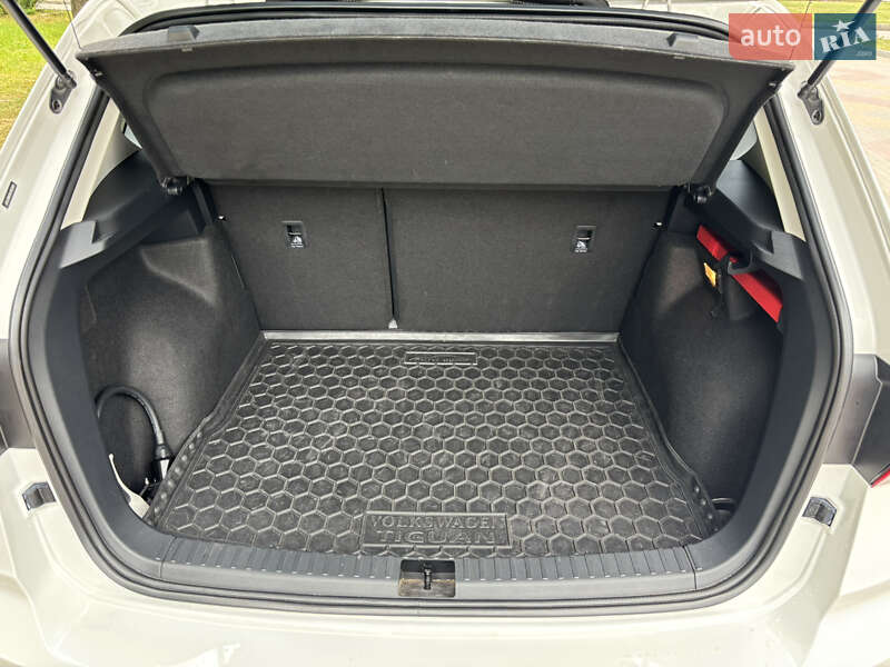 Внедорожник / Кроссовер Volkswagen E-Tharu 2020 в Тернополе фото 8 Внедорожник / Кроссовер Volkswagen E-Tharu 2020 в Тернополе