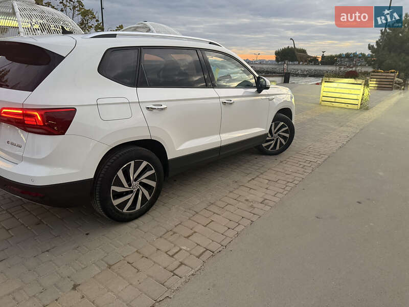 Внедорожник / Кроссовер Volkswagen E-Tharu 2020 в Одессе