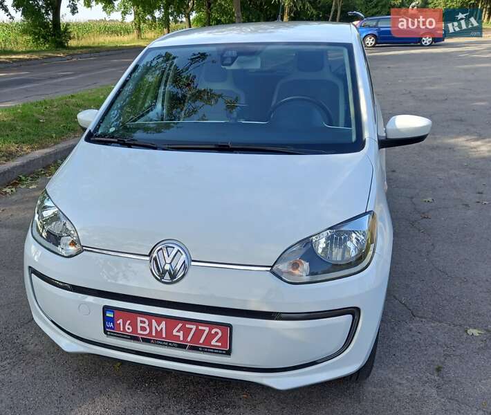Хэтчбек Volkswagen e-Up 2013 в Владимире