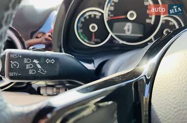 Хэтчбек Volkswagen e-Up 2013 в Виннице
