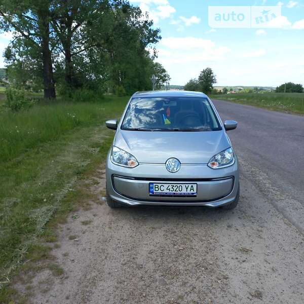 Хетчбек Volkswagen e-Up 2014 в Львові