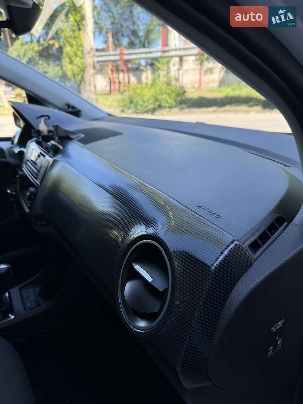 Хэтчбек Volkswagen e-Up 2022 в Запорожье