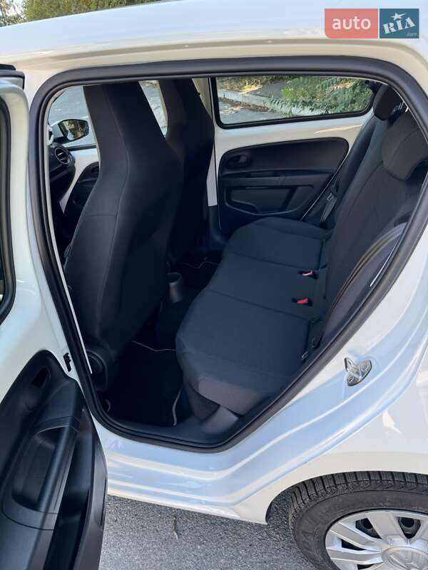 Хэтчбек Volkswagen e-Up 2022 в Запорожье