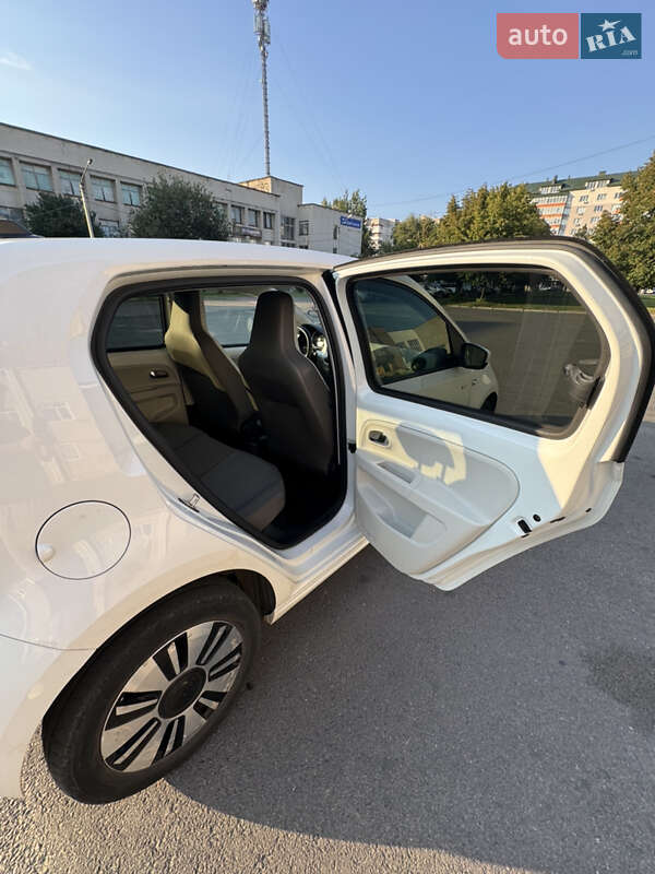 Хетчбек Volkswagen e-Up 2013 в Львові фото 19 Хетчбек Volkswagen e-Up 2013 в Львові