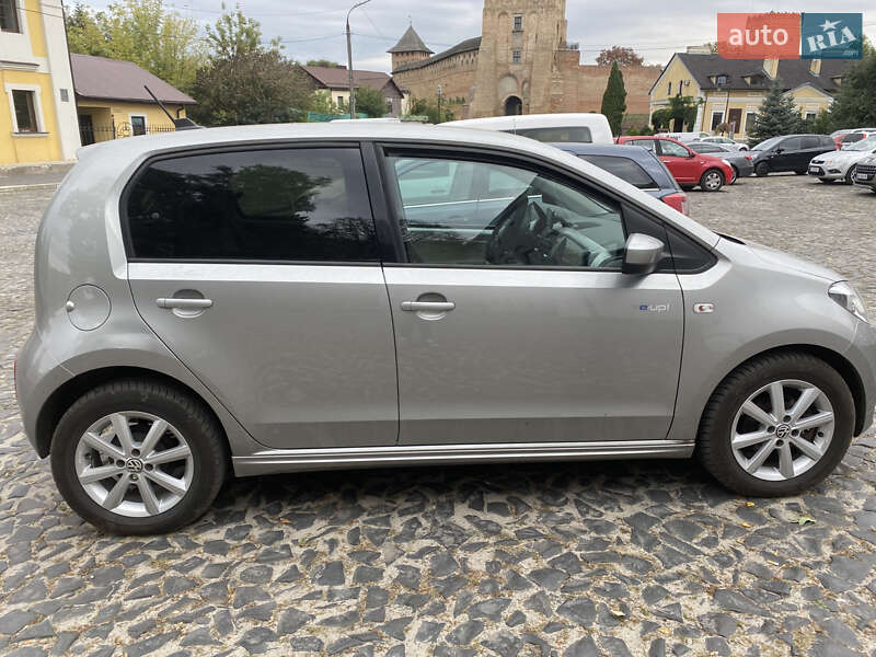 Хэтчбек Volkswagen e-Up 2014 в Луцке фото 11 Хэтчбек Volkswagen e-Up 2014 в Луцке