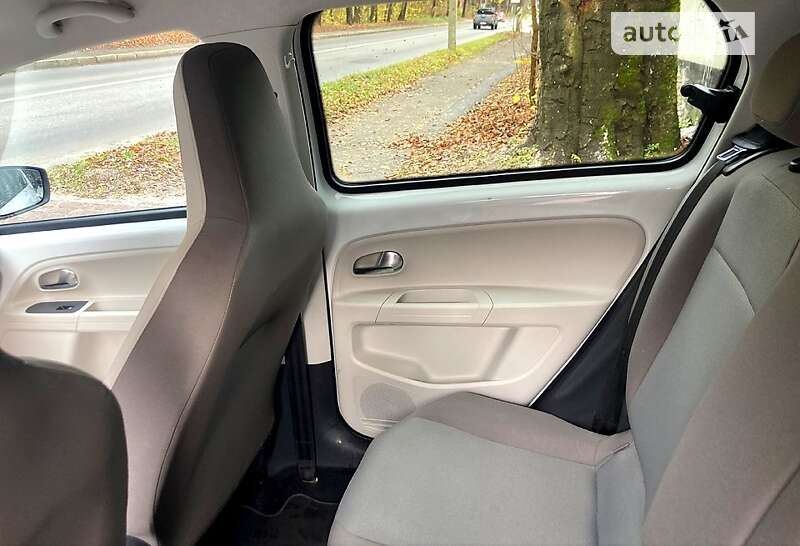 Хэтчбек Volkswagen e-Up 2014 в Львове фото 11 Хэтчбек Volkswagen e-Up 2014 в Львове