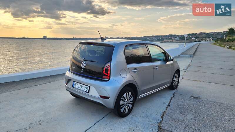 Хэтчбек Volkswagen e-Up 2020 в Одессе