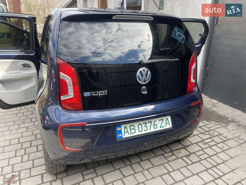 Хетчбек Volkswagen e-Up 2013 в Вінниці