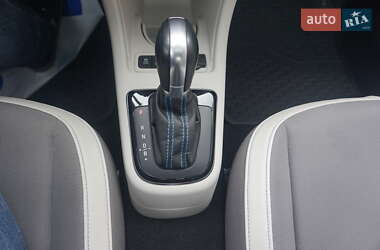 Хетчбек Volkswagen e-Up 2014 в 