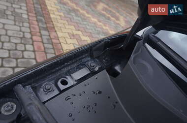 Хетчбек Volkswagen e-Up 2014 в 