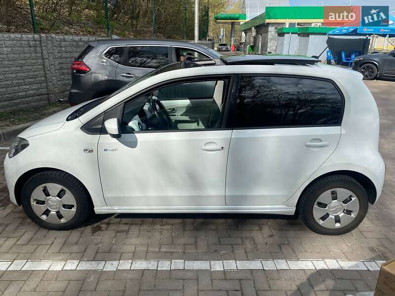 Хэтчбек Volkswagen e-Up 2014 в Киеве