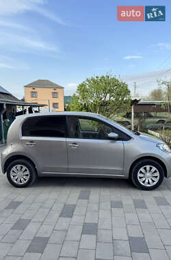 Хэтчбек Volkswagen e-Up 2021 в 