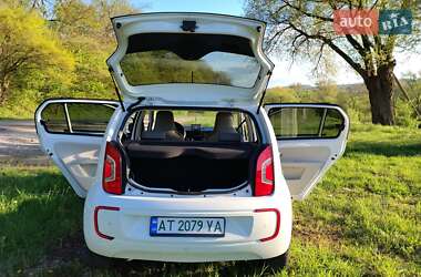 Хэтчбек Volkswagen e-Up 2014 в 