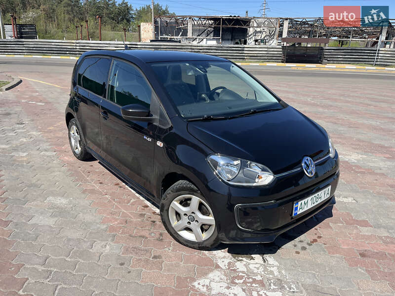 Хетчбек Volkswagen e-Up 2014 в Києві