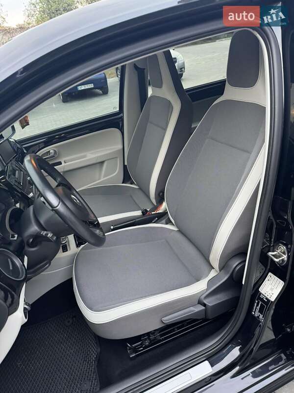 Хэтчбек Volkswagen e-Up 2014 в Запорожье