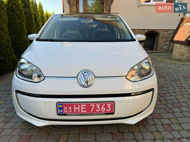 Хэтчбек Volkswagen e-Up 2014 в Львове