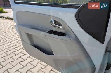 Хетчбек Volkswagen e-Up 2013 в 