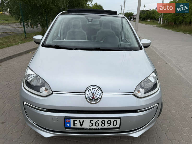 Хэтчбек Volkswagen e-Up 2014 в Львове