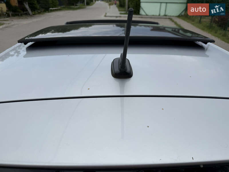 Хэтчбек Volkswagen e-Up 2014 в Львове