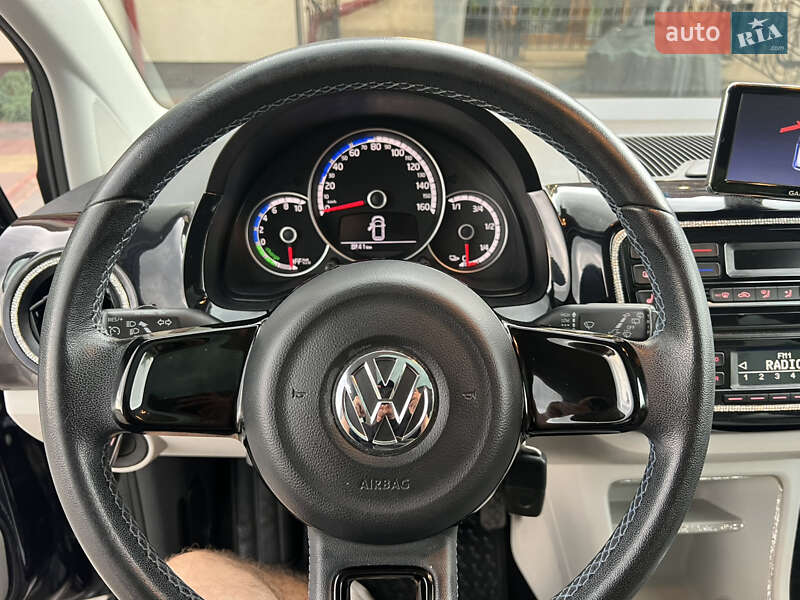 Хетчбек Volkswagen e-Up 2015 в Тернополі