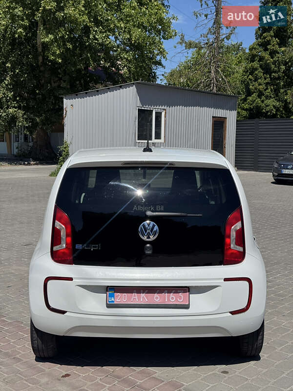 Хетчбек Volkswagen e-Up 2013 в Кам'янець-Подільському