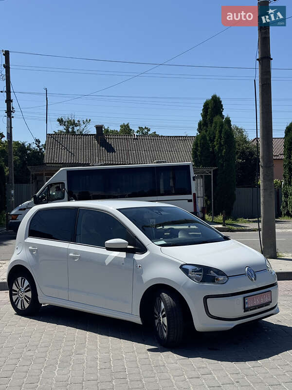 Хетчбек Volkswagen e-Up 2013 в Кам'янець-Подільському