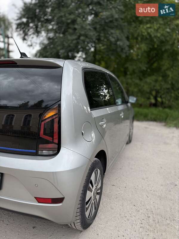 Хетчбек Volkswagen e-Up 2022 в Львові