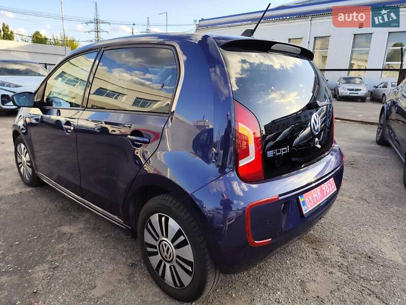 Хетчбек Volkswagen e-Up 2015 в Києві