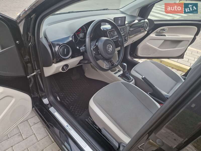Хэтчбек Volkswagen e-Up 2014 в Львове