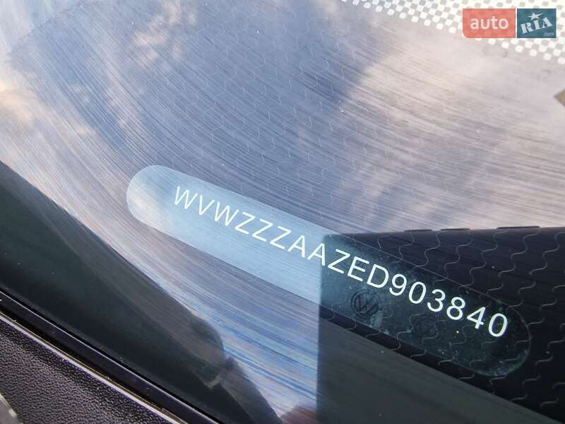 Хэтчбек Volkswagen e-Up 2014 в Львове