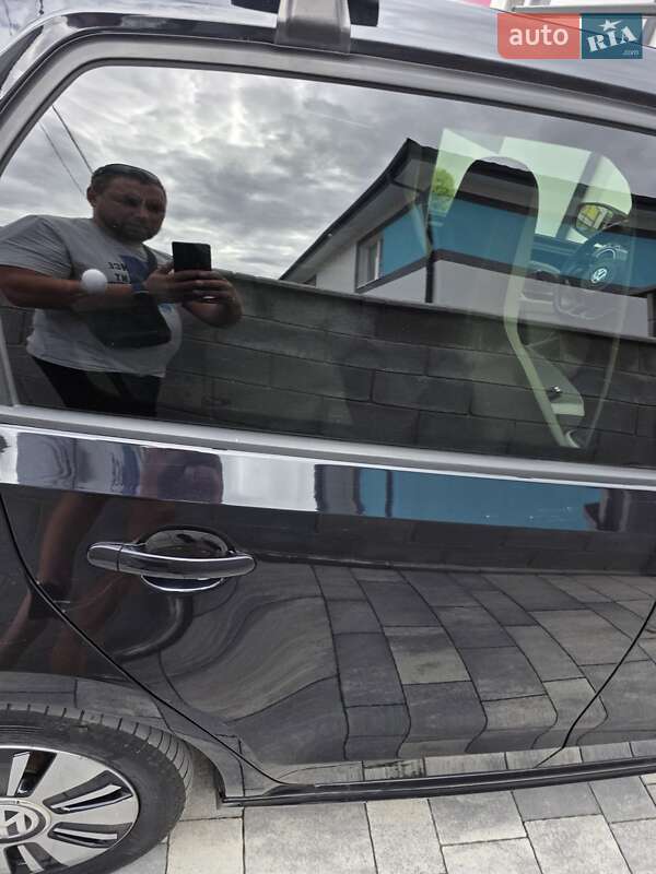 Хэтчбек Volkswagen e-Up 2015 в Ровно фото 47 Хэтчбек Volkswagen e-Up 2015 в Ровно