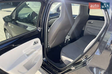 Хэтчбек Volkswagen e-Up 2014 в 
