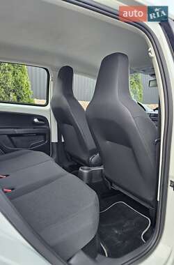Хэтчбек Volkswagen e-Up 2020 в 