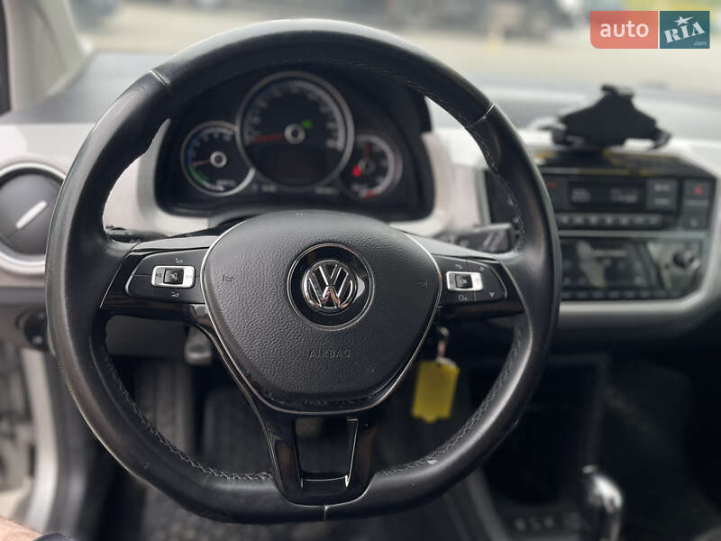 Хэтчбек Volkswagen e-Up 2017 в Луцке