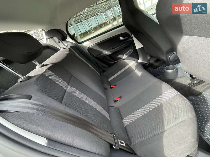 Хэтчбек Volkswagen e-Up 2018 в Львове