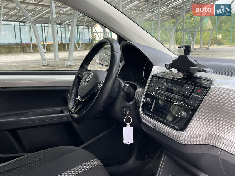 Хэтчбек Volkswagen e-Up 2018 в Львове
