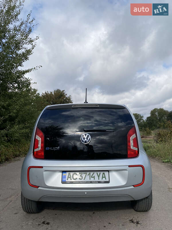 Хэтчбек Volkswagen e-Up 2013 в Нововолынске фото 5 Хэтчбек Volkswagen e-Up 2013 в Нововолынске