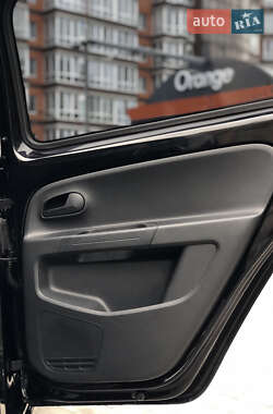 Хэтчбек Volkswagen e-Up 2020 в 