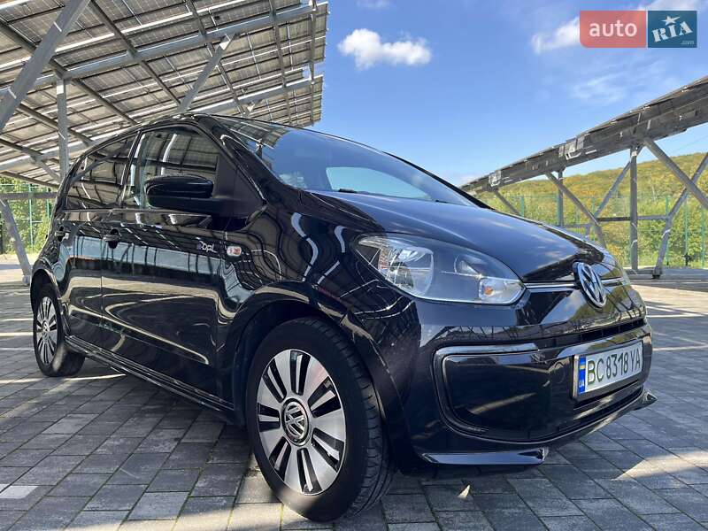 Хэтчбек Volkswagen e-Up 2013 в 