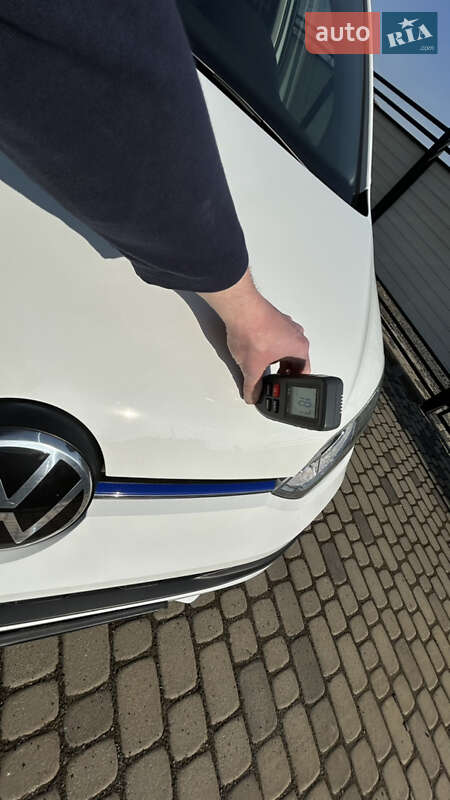 Хэтчбек Volkswagen e-Up 2021 в Мукачево фото 41 Хэтчбек Volkswagen e-Up 2021 в Мукачево
