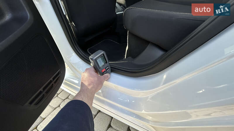 Хэтчбек Volkswagen e-Up 2021 в Мукачево фото 44 Хэтчбек Volkswagen e-Up 2021 в Мукачево