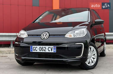 Хэтчбек Volkswagen e-Up 2021 в 