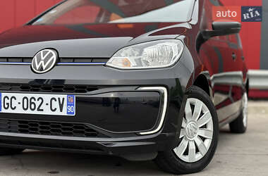 Хэтчбек Volkswagen e-Up 2021 в 