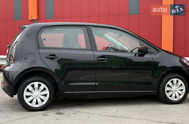 Хэтчбек Volkswagen e-Up 2021 в 