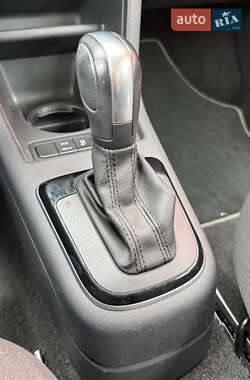 Хэтчбек Volkswagen e-Up 2021 в 