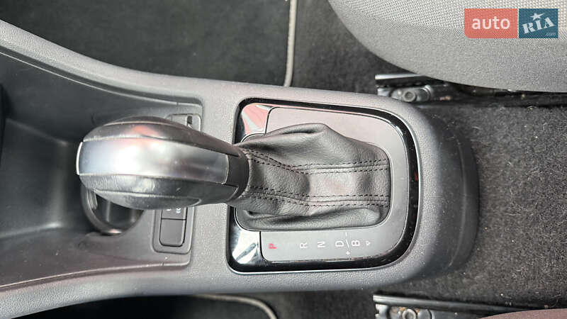 Хетчбек Volkswagen e-Up 2021 в Києві