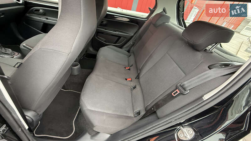 Хетчбек Volkswagen e-Up 2021 в Києві