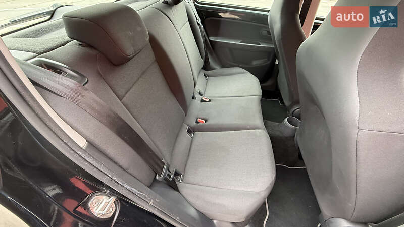 Хетчбек Volkswagen e-Up 2021 в Києві