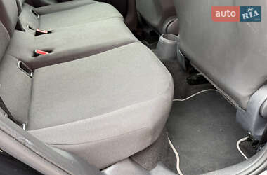 Хэтчбек Volkswagen e-Up 2021 в 